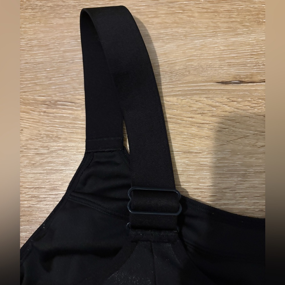 Calia Sculpt Leather Seamed Long Line High Impact Support Sports Bra in Black - Picture 6 of 6